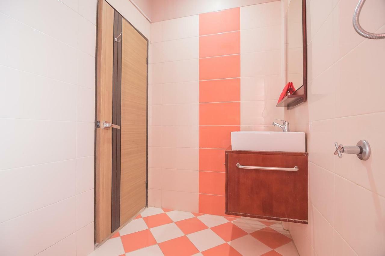 Reddoorz Plus @ Tanjung Pandan Belitung 2 Exterior foto